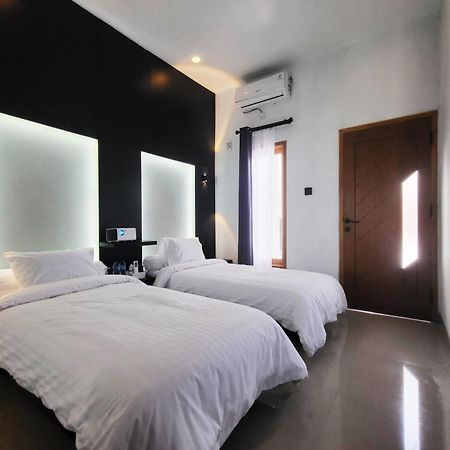 Cabin15 - Syariah Blitar Exteriér fotografie
